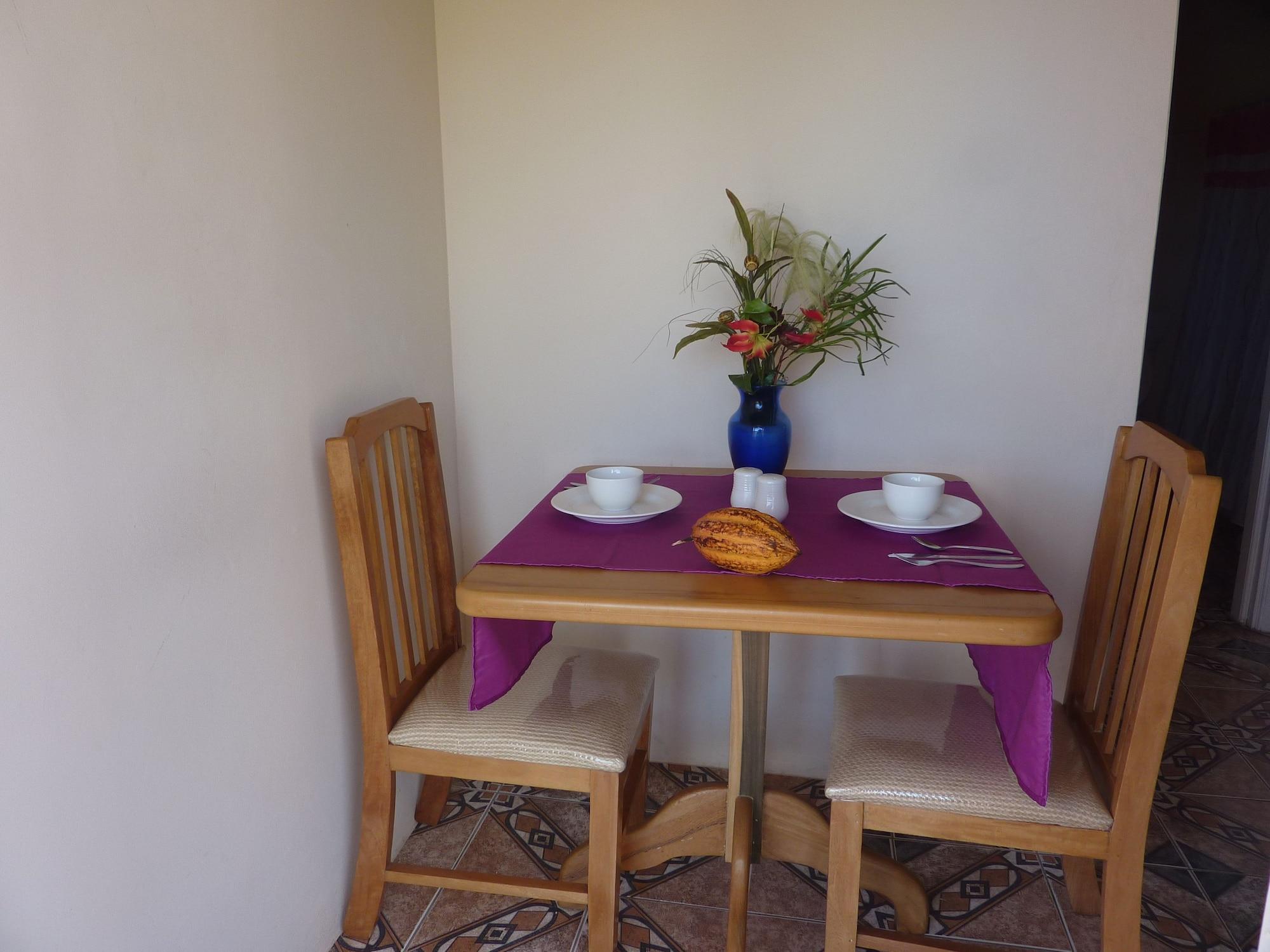 La Heliconia & Day Spa St. George's Екстериор снимка