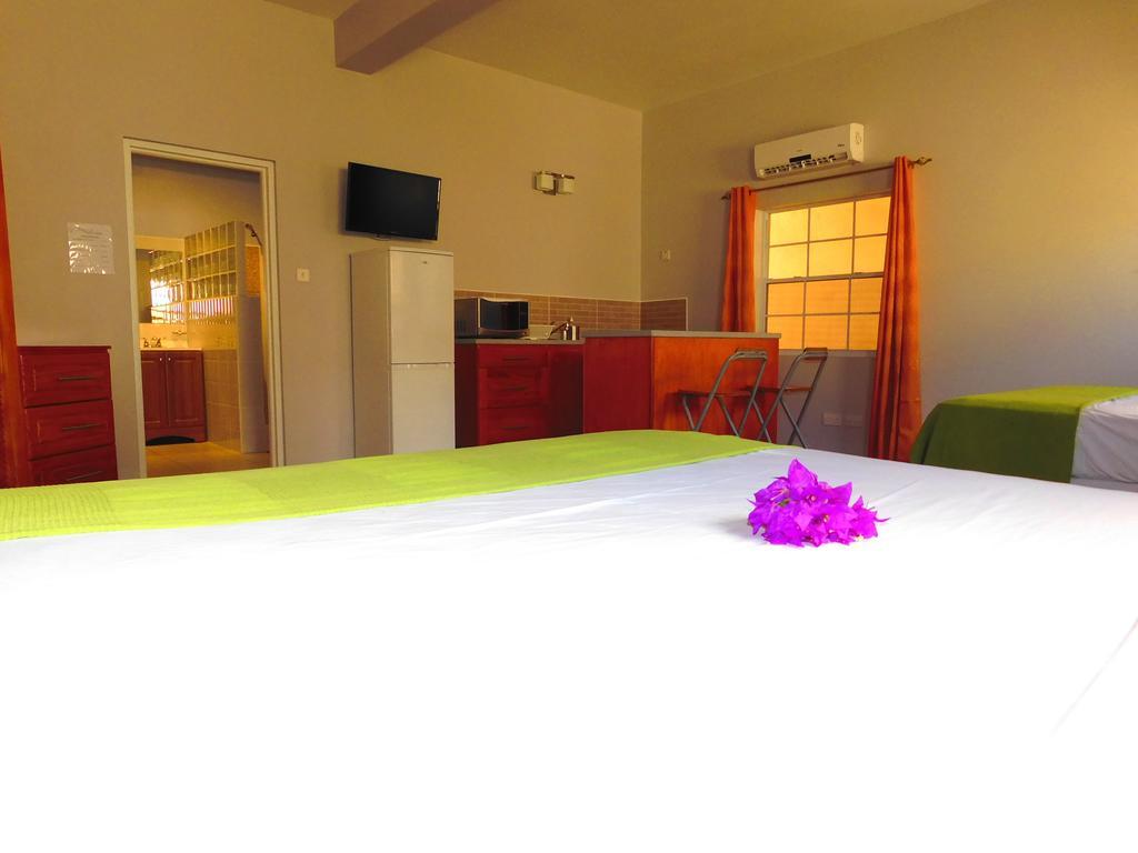 La Heliconia & Day Spa St. George's Екстериор снимка
